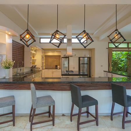 Villa Kaira Estate Canggu Exterior foto